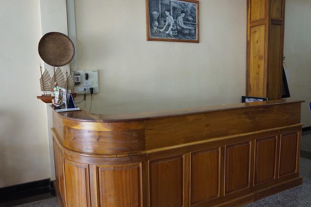 Alisa Guesthouse Паксе Екстер'єр фото