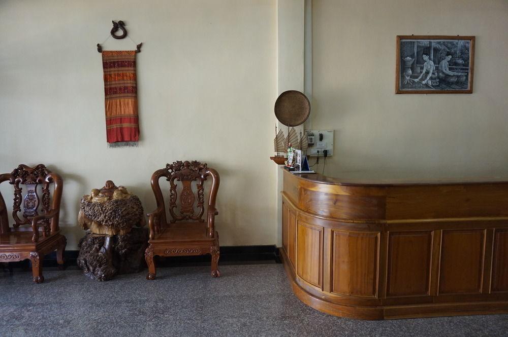 Alisa Guesthouse Паксе Екстер'єр фото