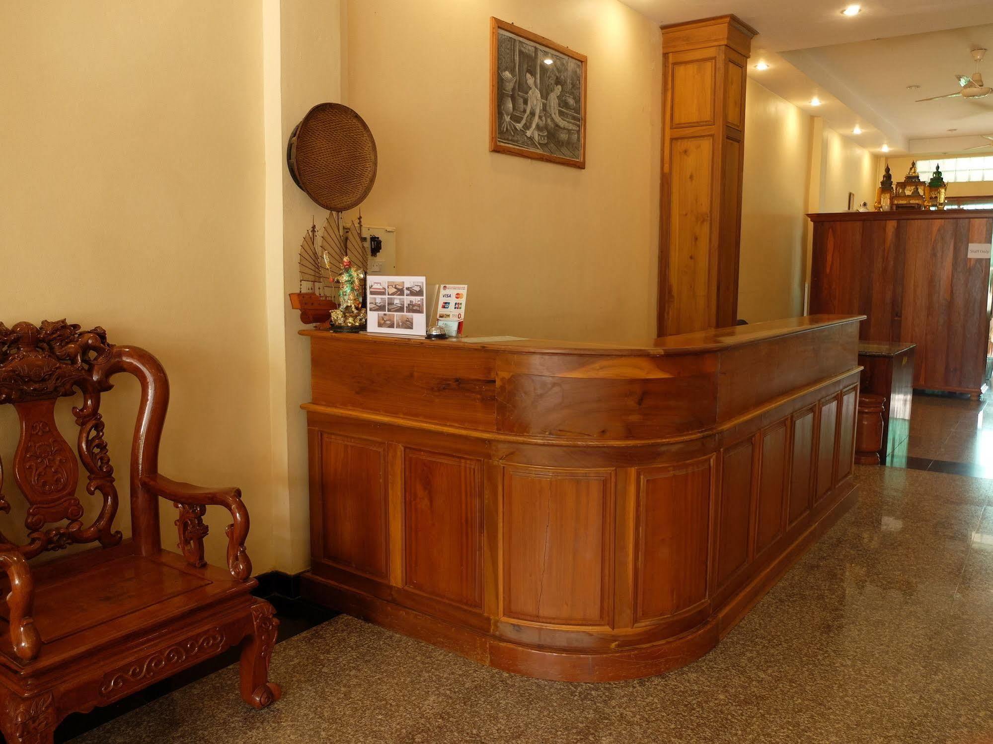 Alisa Guesthouse Паксе Екстер'єр фото